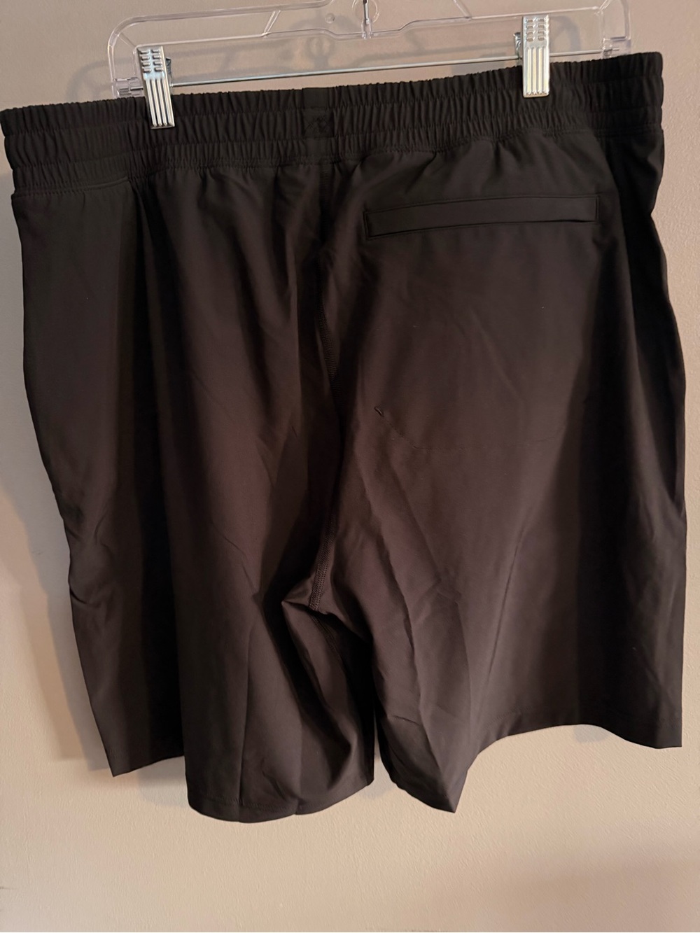 RHONE Mens 9” Mako Black Athletic Shorts Size XL - Picture 3 of 6